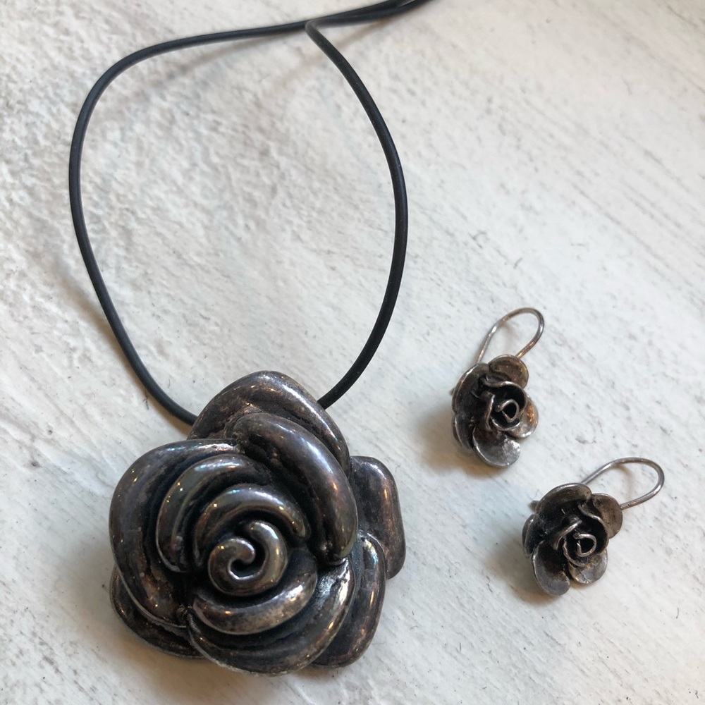 Sterling silver flower set